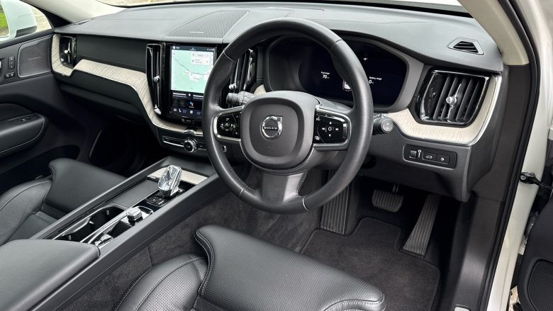 Volvo Xc60 2.0 T6 Recharge PHEV Inscription 5dr AWD Auto Estate